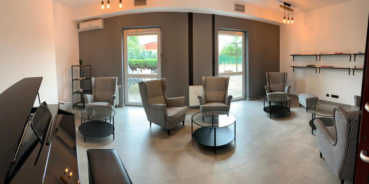 Bell'S Hotel Konstantynow Lodzki Ngoại thất bức ảnh
