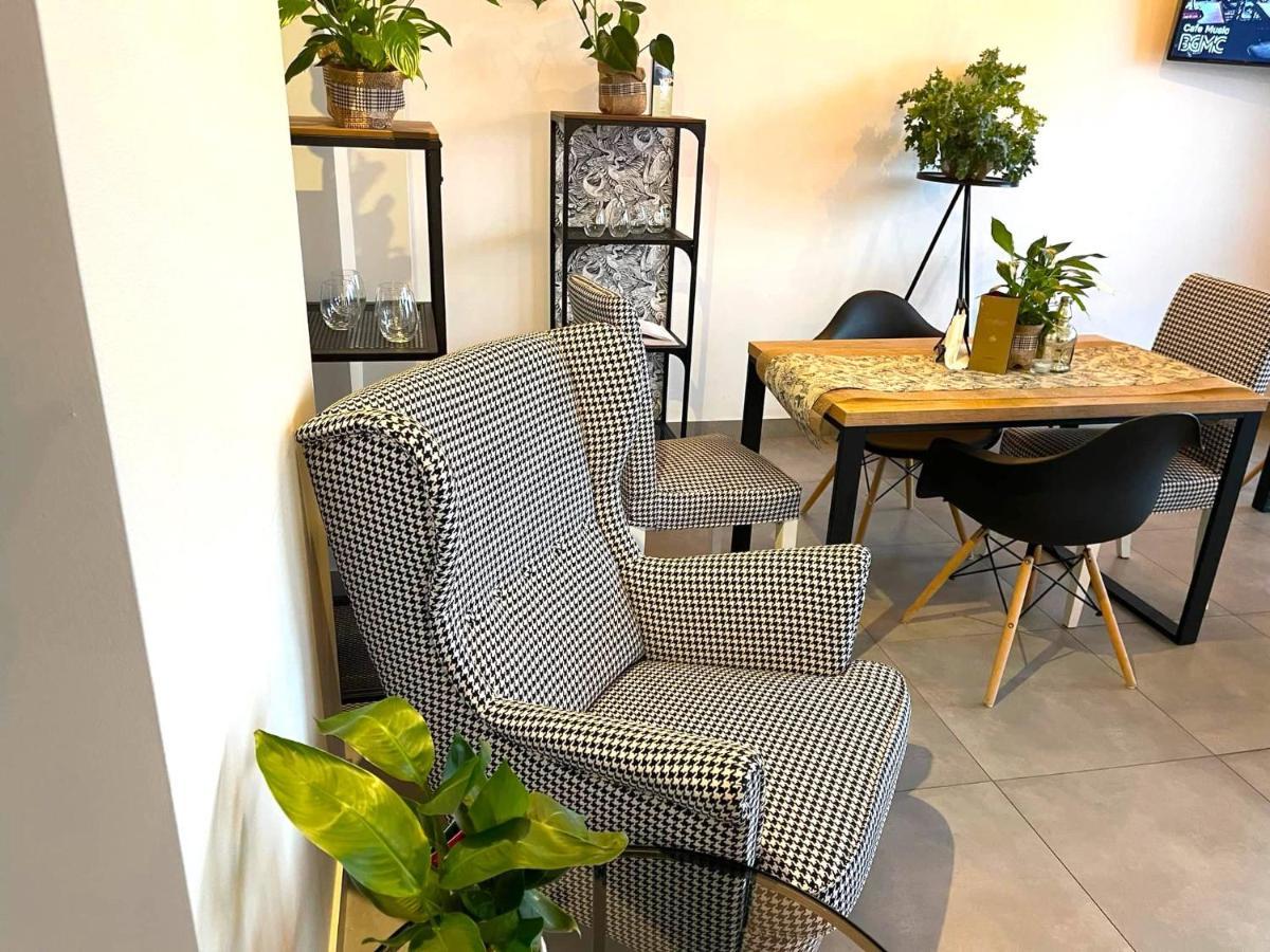 Bell'S Hotel Konstantynow Lodzki Ngoại thất bức ảnh